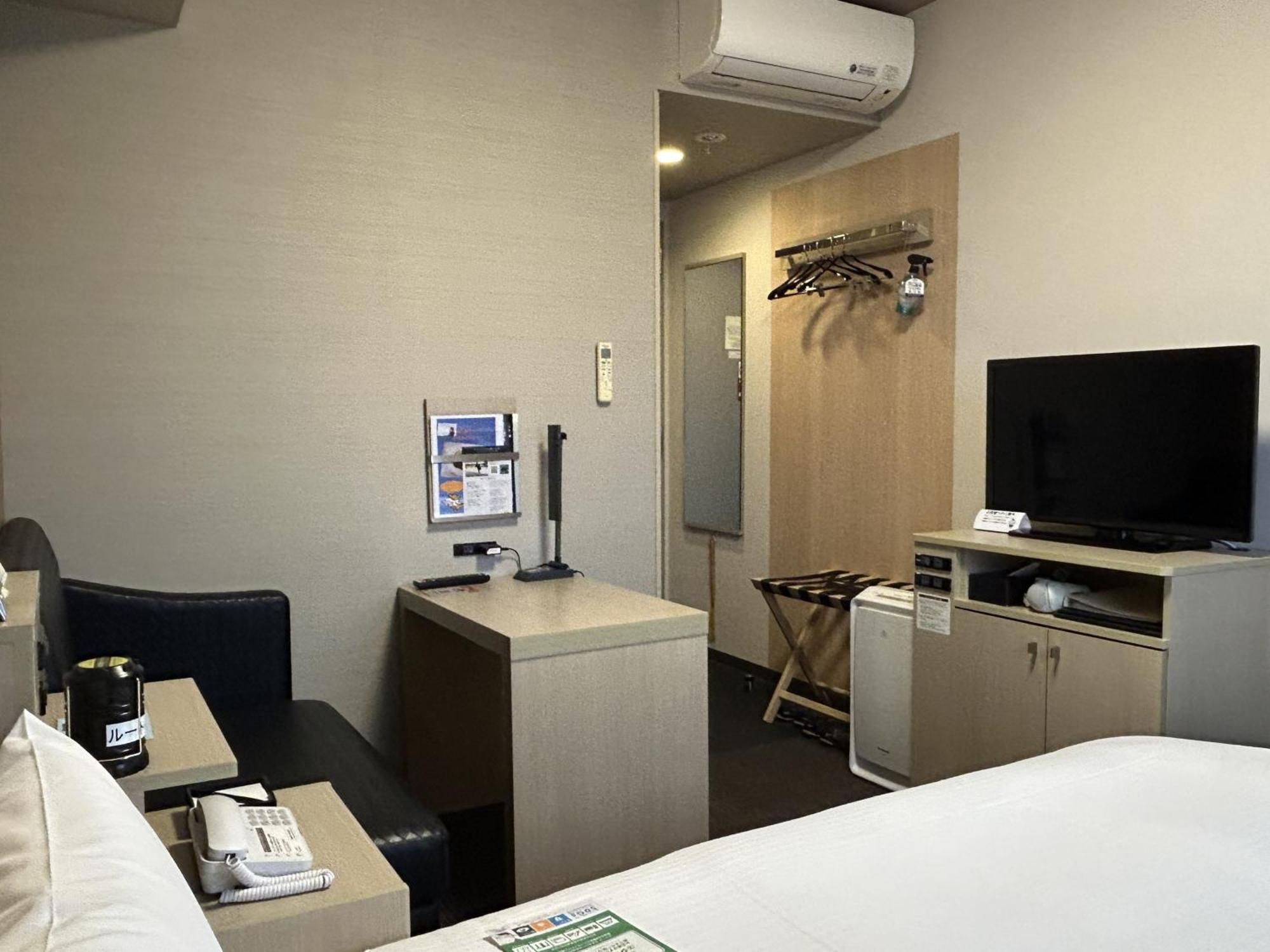 Hotel Route-Inn Sabae -Kokudou 8 Gou- Εξωτερικό φωτογραφία